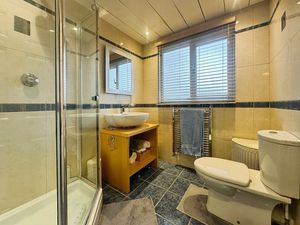 Upstairs Bathroom- click for photo gallery